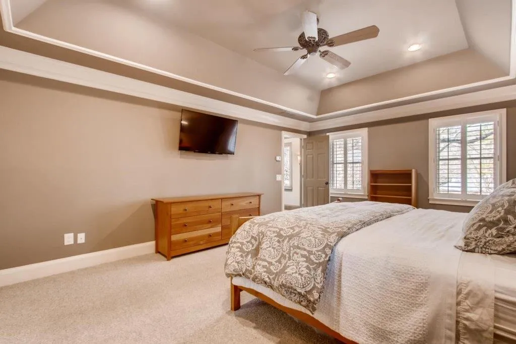 5005 Oak Bluff Court, Atlanta, Georgia 30350, 4 Bedrooms Bedrooms, ,3 BathroomsBathrooms,Residential,Sold,5005 Oak Bluff Court,6522959