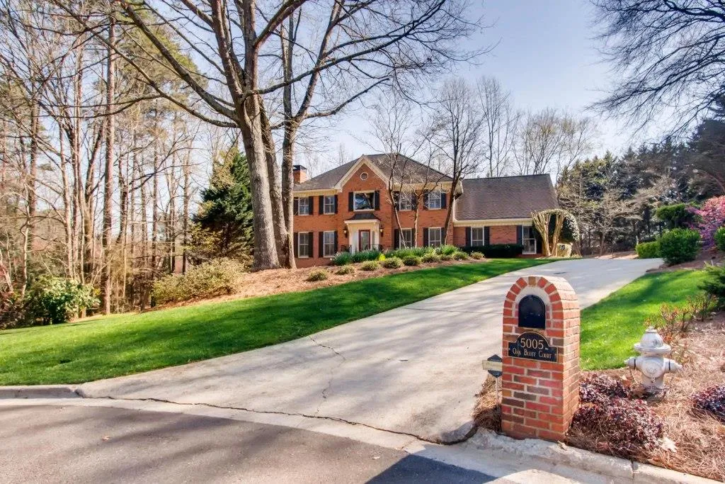 5005 Oak Bluff Court, Atlanta, Georgia 30350, 4 Bedrooms Bedrooms, ,3 BathroomsBathrooms,Residential,Sold,5005 Oak Bluff Court,6522959