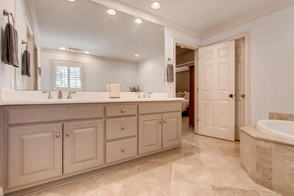 5005 Oak Bluff Court, Atlanta, Georgia 30350, 4 Bedrooms Bedrooms, ,3 BathroomsBathrooms,Residential,Sold,5005 Oak Bluff Court,6522959