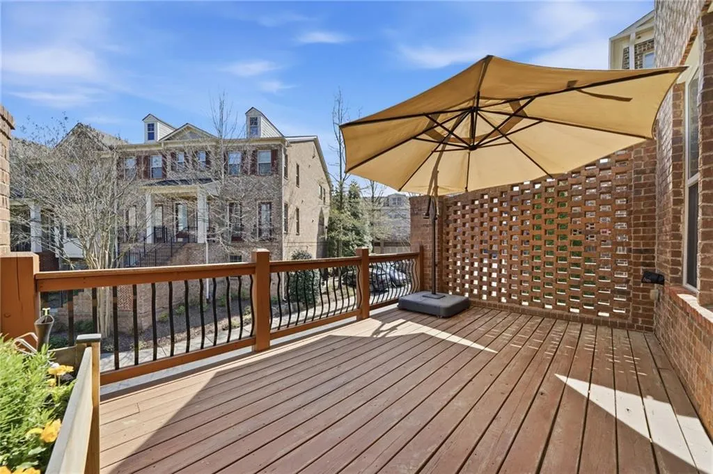 447 Alderwood Street, Atlanta, Georgia 30328, 3 Bedrooms Bedrooms, ,3 BathroomsBathrooms,Residential,For Sale,447 Alderwood Street,7740586