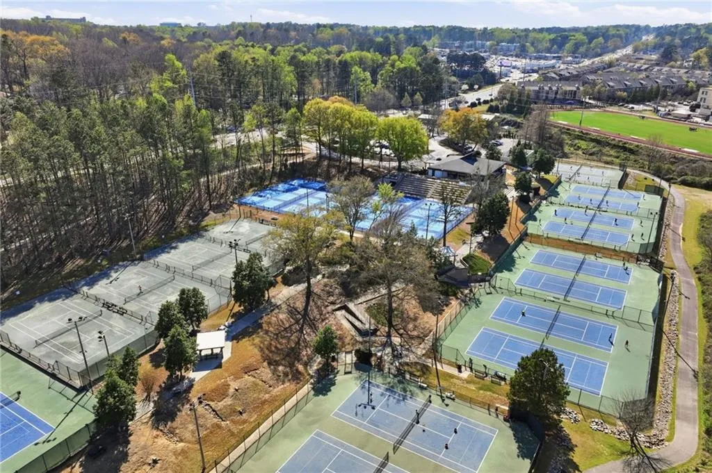 447 Alderwood Street, Atlanta, Georgia 30328, 3 Bedrooms Bedrooms, ,3 BathroomsBathrooms,Residential,For Sale,447 Alderwood Street,7740586