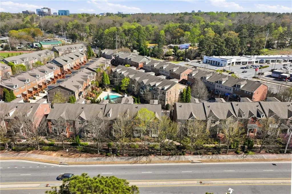 447 Alderwood Street, Atlanta, Georgia 30328, 3 Bedrooms Bedrooms, ,3 BathroomsBathrooms,Residential,For Sale,447 Alderwood Street,7740586