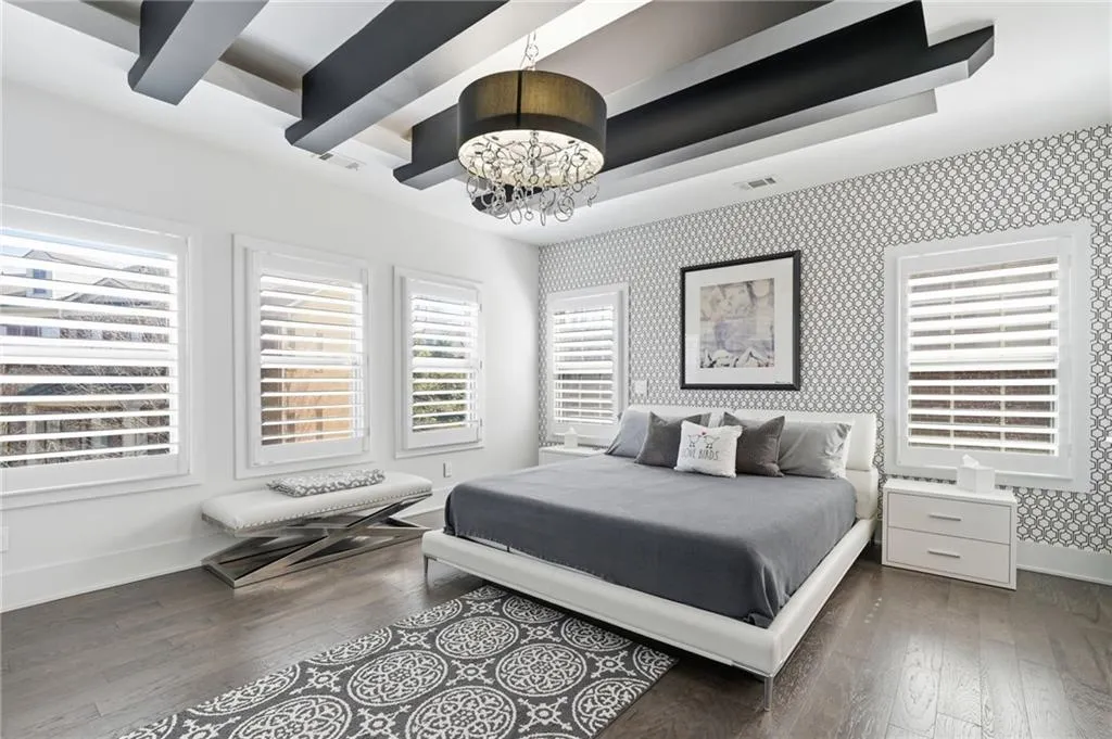 447 Alderwood Street, Atlanta, Georgia 30328, 3 Bedrooms Bedrooms, ,3 BathroomsBathrooms,Residential,For Sale,447 Alderwood Street,7740586