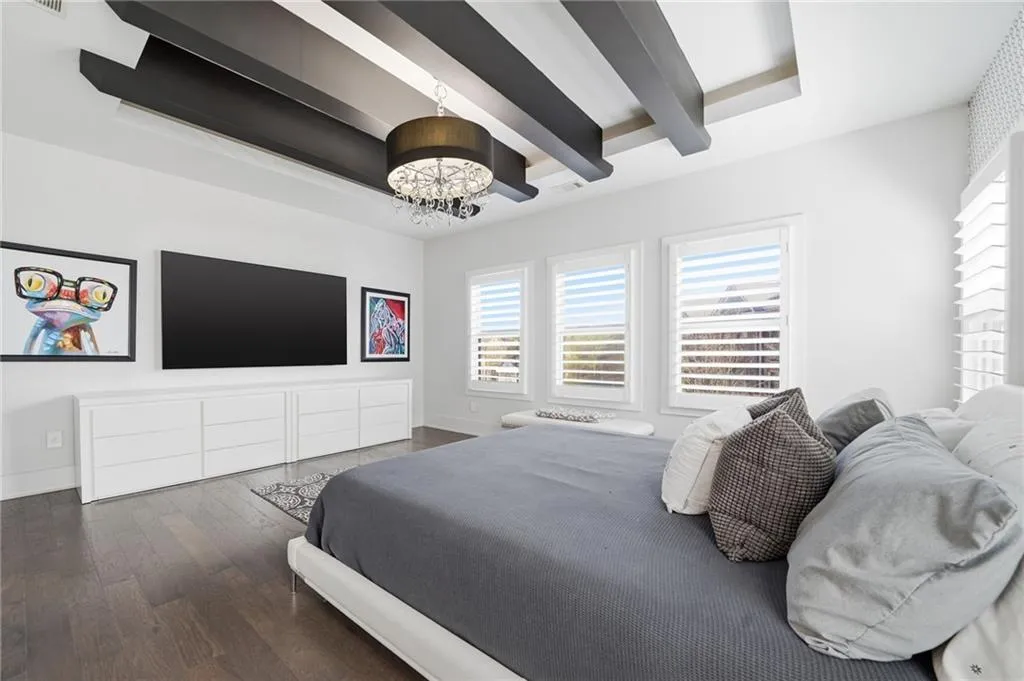 447 Alderwood Street, Atlanta, Georgia 30328, 3 Bedrooms Bedrooms, ,3 BathroomsBathrooms,Residential,For Sale,447 Alderwood Street,7740586