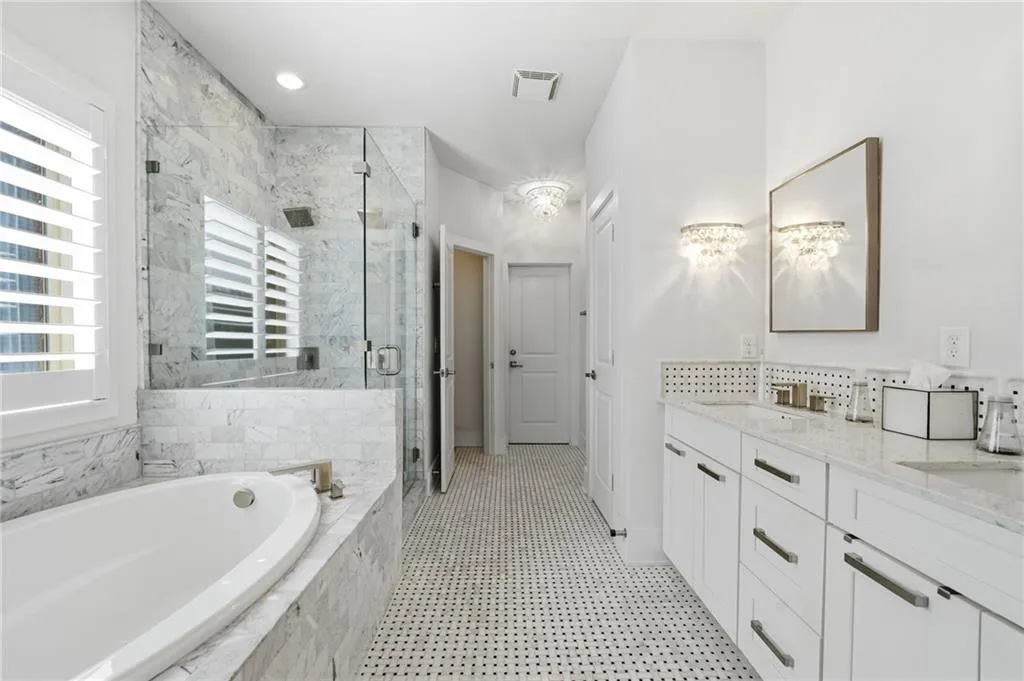 447 Alderwood Street, Atlanta, Georgia 30328, 3 Bedrooms Bedrooms, ,3 BathroomsBathrooms,Residential,For Sale,447 Alderwood Street,7740586