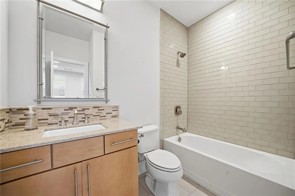 447 Alderwood Street, Atlanta, Georgia 30328, 3 Bedrooms Bedrooms, ,3 BathroomsBathrooms,Residential,For Sale,447 Alderwood Street,7740586