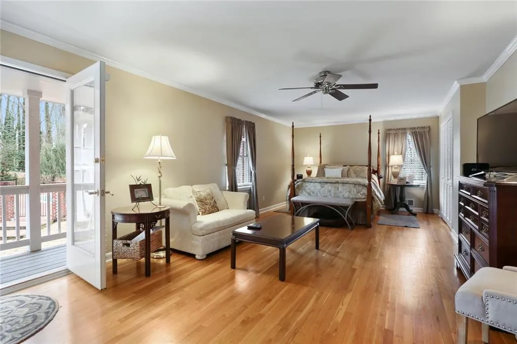 165 Stewart Drive, Sandy Springs, Georgia 30342, 6 Bedrooms Bedrooms, ,4 BathroomsBathrooms,Residential,Sold,165 Stewart Drive,7016737
