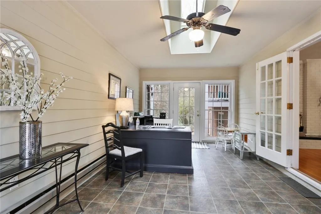 165 Stewart Drive, Sandy Springs, Georgia 30342, 6 Bedrooms Bedrooms, ,4 BathroomsBathrooms,Residential,Sold,165 Stewart Drive,7016737