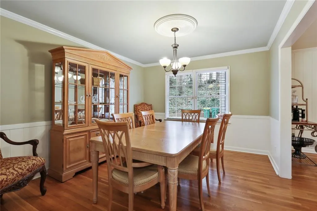165 Stewart Drive, Sandy Springs, Georgia 30342, 6 Bedrooms Bedrooms, ,4 BathroomsBathrooms,Residential,Sold,165 Stewart Drive,7016737