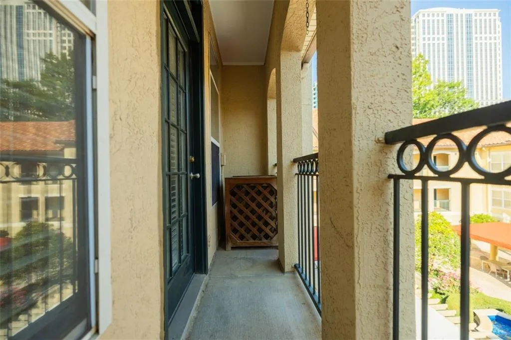 955 Juniper Street Ne Unit 2315, Atlanta, Georgia 30309, 1 Bedroom Bedrooms, ,1 BathroomBathrooms,Residential,For Sale,955 Juniper Street Ne Unit 2315,7649234