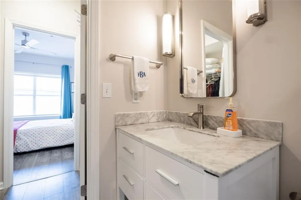 955 Juniper Street Ne Unit 2315, Atlanta, Georgia 30309, 1 Bedroom Bedrooms, ,1 BathroomBathrooms,Residential,For Sale,955 Juniper Street Ne Unit 2315,7649234