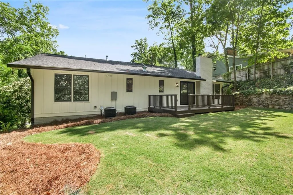 625 Bridgewater Drive, Atlanta, Georgia 30328, 4 Bedrooms Bedrooms, ,4 BathroomsBathrooms,Residential,Sold,625 Bridgewater Drive,6911445