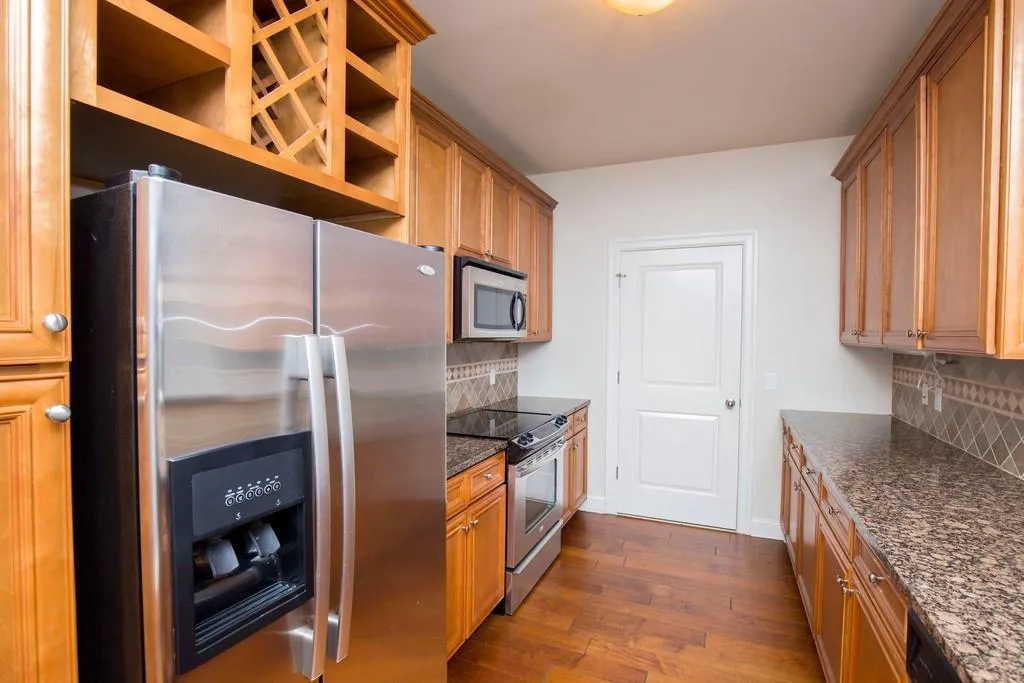 901 Abernathy Road Unit 1250, Atlanta, Georgia 30328, 3 Bedrooms Bedrooms, ,2 BathroomsBathrooms,Residential,Sold,901 Abernathy Road Unit 1250,6502775