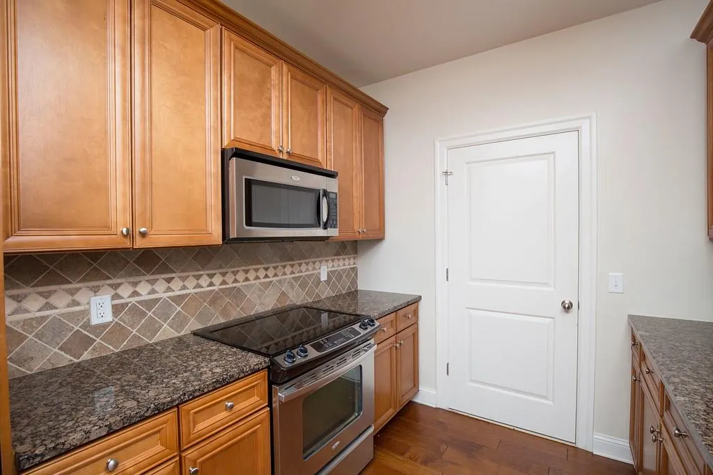 901 Abernathy Road Unit 1250, Atlanta, Georgia 30328, 3 Bedrooms Bedrooms, ,2 BathroomsBathrooms,Residential,Sold,901 Abernathy Road Unit 1250,6502775