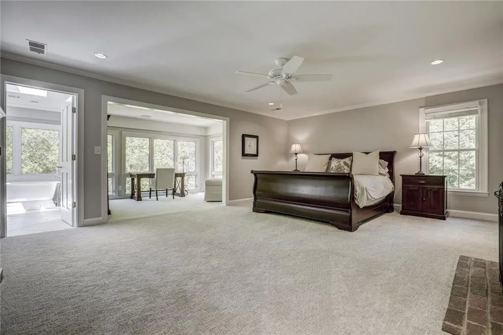 680 Tanglewood Trail, Sandy Springs, Georgia 30327, 6 Bedrooms Bedrooms, ,5 BathroomsBathrooms,Residential,Sold,680 Tanglewood Trail,6001119