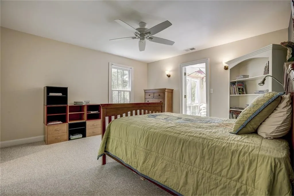 680 Tanglewood Trail, Sandy Springs, Georgia 30327, 6 Bedrooms Bedrooms, ,5 BathroomsBathrooms,Residential,Sold,680 Tanglewood Trail,6001119