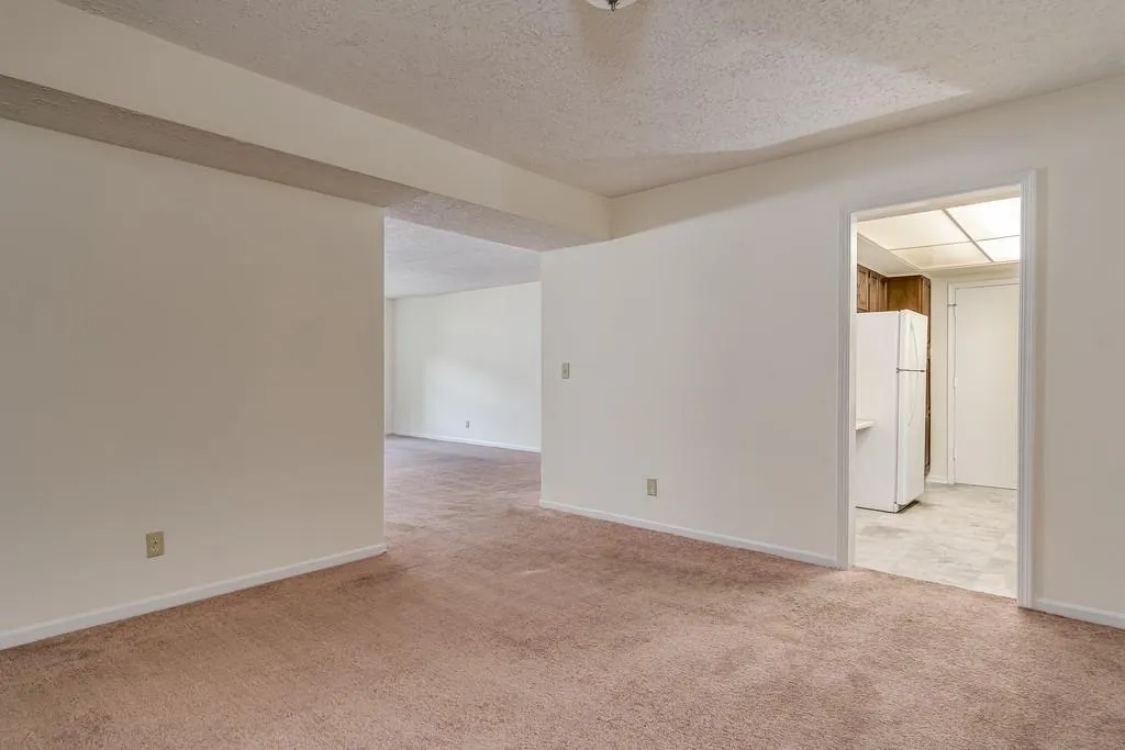 6851 Roswell Road Ne Unit K24, Atlanta, Georgia 30328, 2 Bedrooms Bedrooms, ,2 BathroomsBathrooms,Residential,Sold,6851 Roswell Road Ne Unit K24,6788112