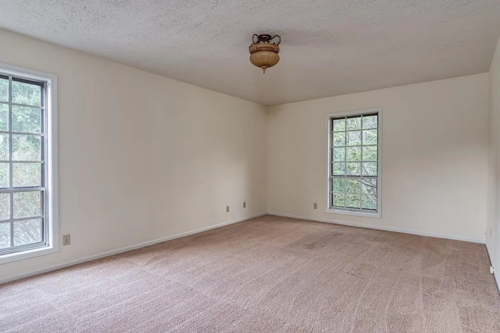 6851 Roswell Road Ne Unit K24, Atlanta, Georgia 30328, 2 Bedrooms Bedrooms, ,2 BathroomsBathrooms,Residential,Sold,6851 Roswell Road Ne Unit K24,6788112