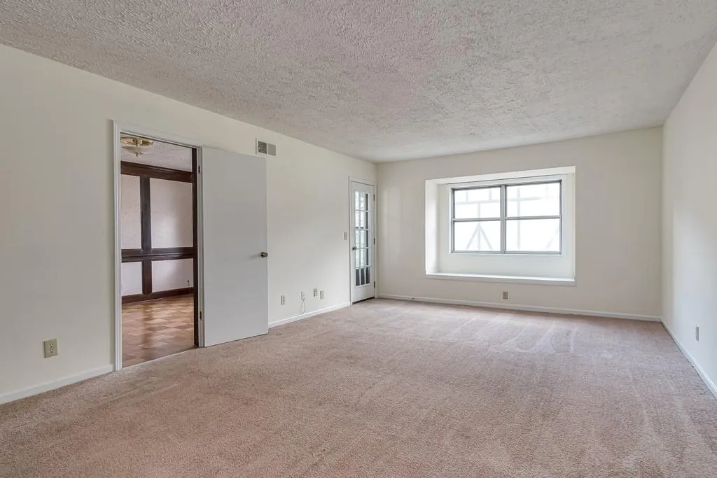 6851 Roswell Road Ne Unit K24, Atlanta, Georgia 30328, 2 Bedrooms Bedrooms, ,2 BathroomsBathrooms,Residential,Sold,6851 Roswell Road Ne Unit K24,6788112