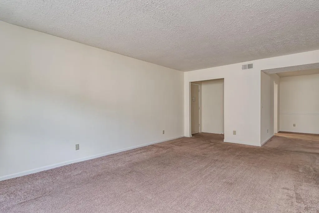 6851 Roswell Road Ne Unit K24, Atlanta, Georgia 30328, 2 Bedrooms Bedrooms, ,2 BathroomsBathrooms,Residential,Sold,6851 Roswell Road Ne Unit K24,6788112