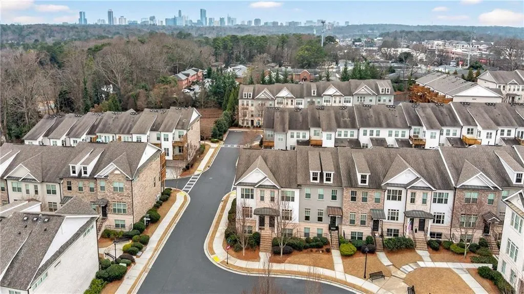 4302 Parkside Place, Atlanta, Georgia 30342, 2 Bedrooms Bedrooms, ,2 BathroomsBathrooms,Residential,For Sale,4302 Parkside Place,7762866