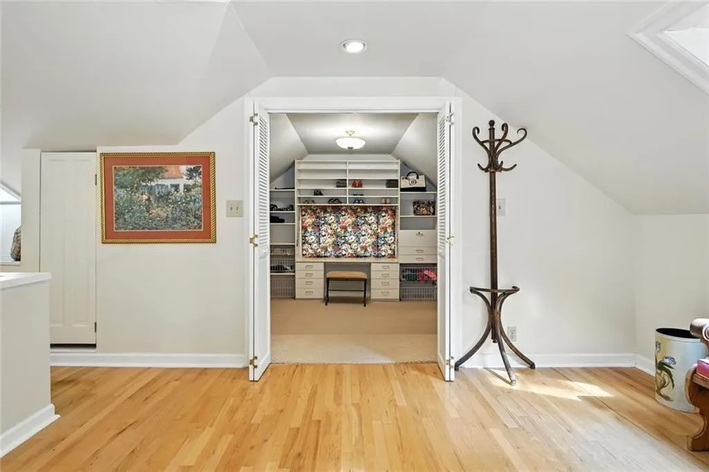 172 Lindbergh Drive Ne, Atlanta, Georgia 30305, 3 Bedrooms Bedrooms, ,2 BathroomsBathrooms,Residential,For Sale,172 Lindbergh Drive Ne,7640653