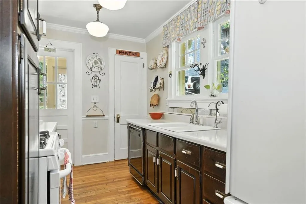172 Lindbergh Drive Ne, Atlanta, Georgia 30305, 3 Bedrooms Bedrooms, ,2 BathroomsBathrooms,Residential,For Sale,172 Lindbergh Drive Ne,7640653