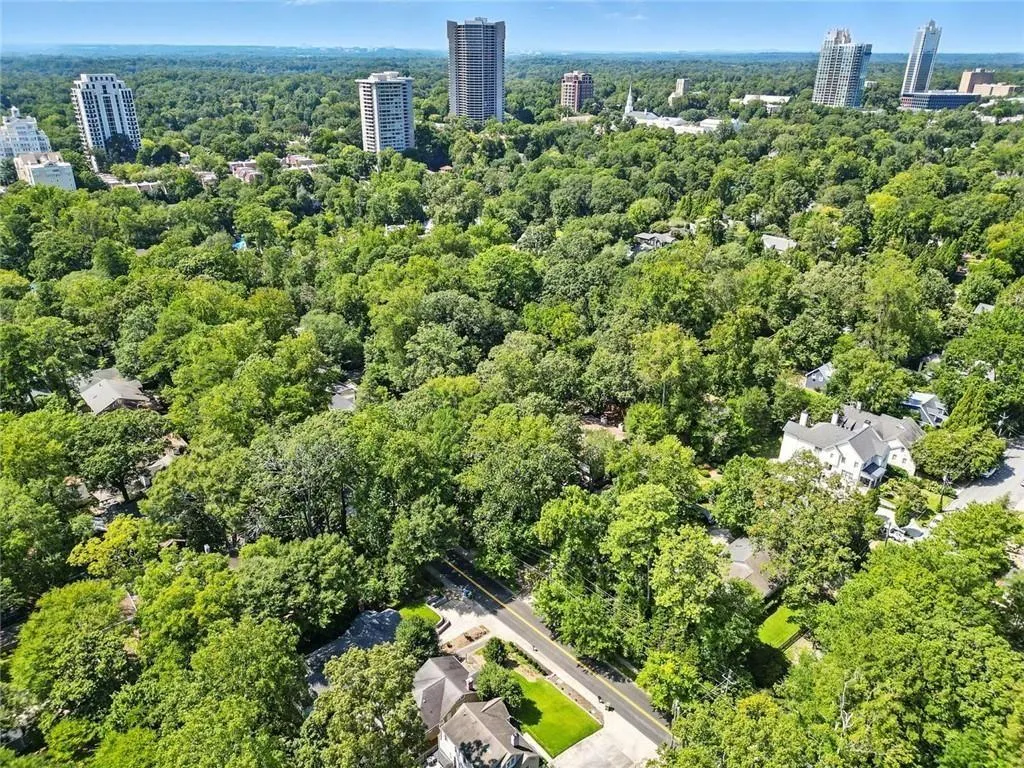 172 Lindbergh Drive Ne, Atlanta, Georgia 30305, 3 Bedrooms Bedrooms, ,2 BathroomsBathrooms,Residential,For Sale,172 Lindbergh Drive Ne,7640653