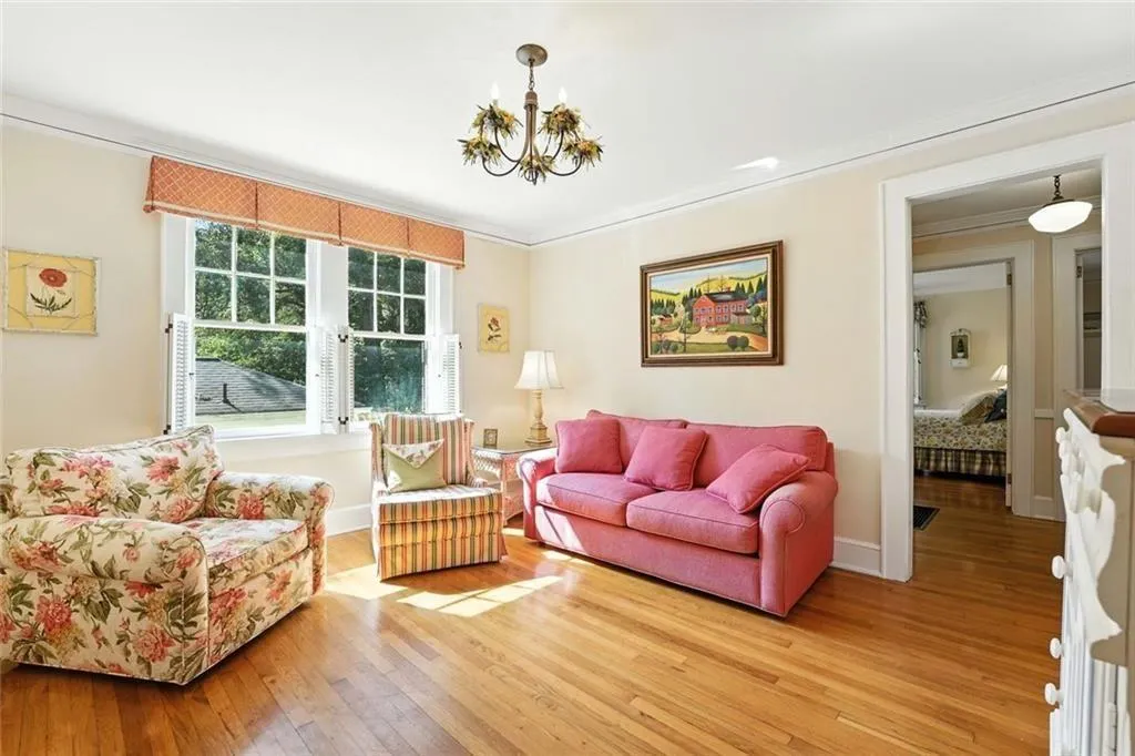 172 Lindbergh Drive Ne, Atlanta, Georgia 30305, 3 Bedrooms Bedrooms, ,2 BathroomsBathrooms,Residential,For Sale,172 Lindbergh Drive Ne,7640653