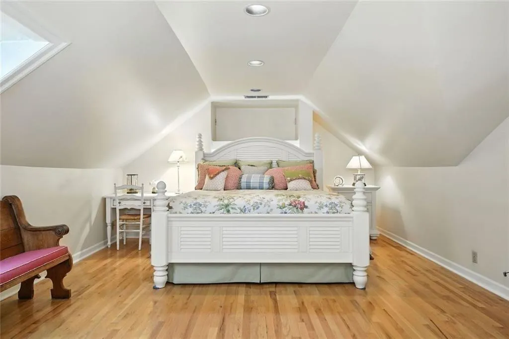 172 Lindbergh Drive Ne, Atlanta, Georgia 30305, 3 Bedrooms Bedrooms, ,2 BathroomsBathrooms,Residential,For Sale,172 Lindbergh Drive Ne,7640653