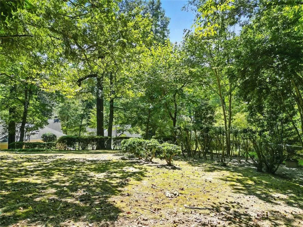 172 Lindbergh Drive Ne, Atlanta, Georgia 30305, 3 Bedrooms Bedrooms, ,2 BathroomsBathrooms,Residential,For Sale,172 Lindbergh Drive Ne,7640653