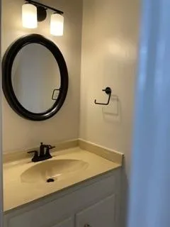 345 Towergate Place, Sandy Springs, Georgia 30350, 2 Bedrooms Bedrooms, ,2 BathroomsBathrooms,Residential,Sold,345 Towergate Place,6875531