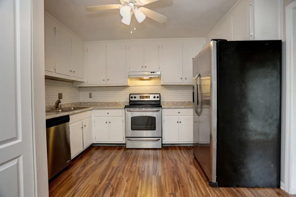 330 Winding River Drive Unit E, Sandy Springs, Georgia 30350, 3 Bedrooms Bedrooms, ,2 BathroomsBathrooms,Residential,Sold,330 Winding River Drive Unit E,5889537