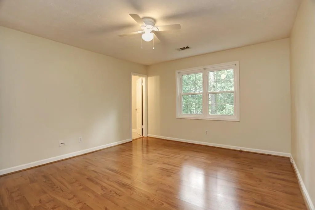 330 Winding River Drive Unit E, Sandy Springs, Georgia 30350, 3 Bedrooms Bedrooms, ,2 BathroomsBathrooms,Residential,Sold,330 Winding River Drive Unit E,5889537