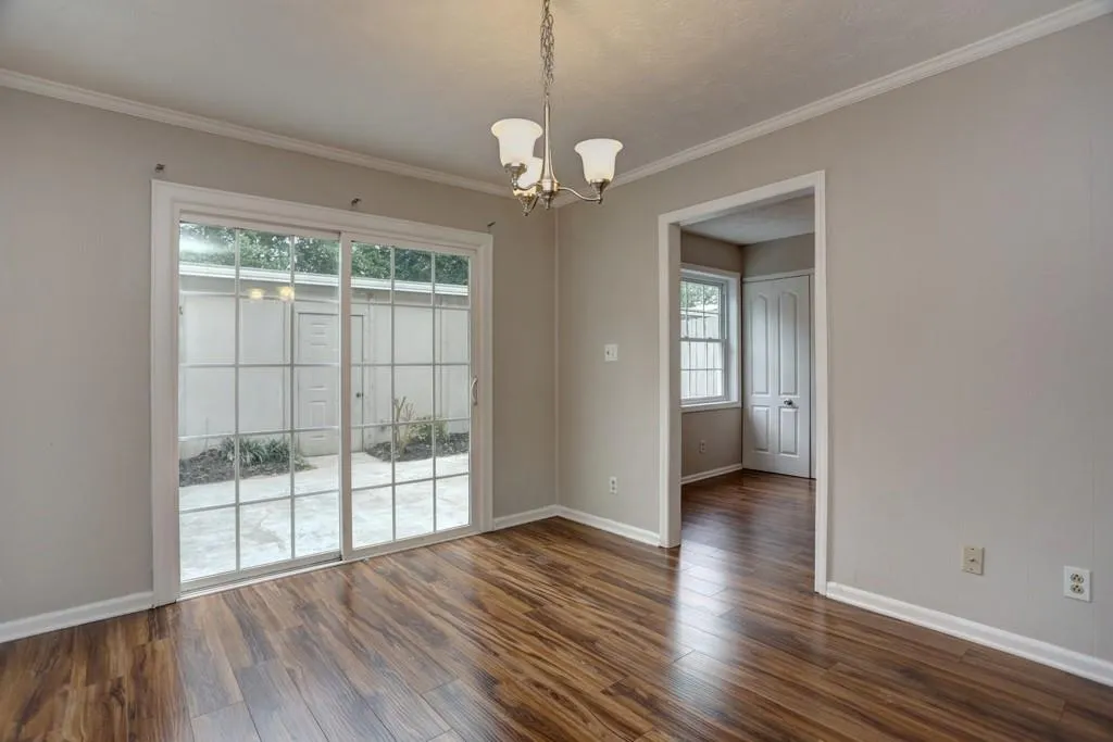 330 Winding River Drive Unit E, Sandy Springs, Georgia 30350, 3 Bedrooms Bedrooms, ,2 BathroomsBathrooms,Residential,Sold,330 Winding River Drive Unit E,5889537