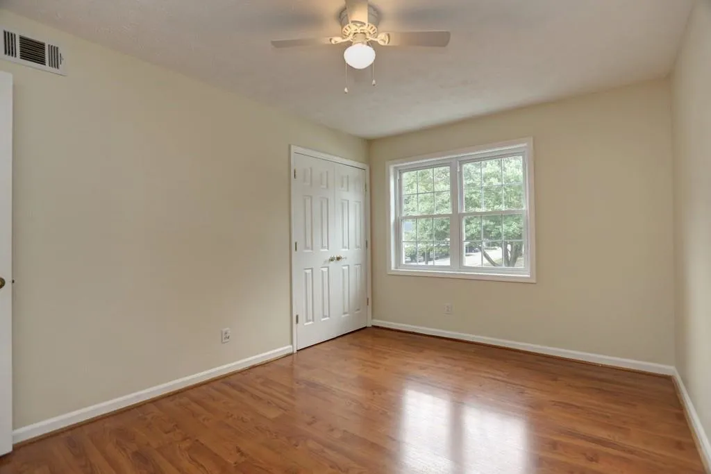 330 Winding River Drive Unit E, Sandy Springs, Georgia 30350, 3 Bedrooms Bedrooms, ,2 BathroomsBathrooms,Residential,Sold,330 Winding River Drive Unit E,5889537