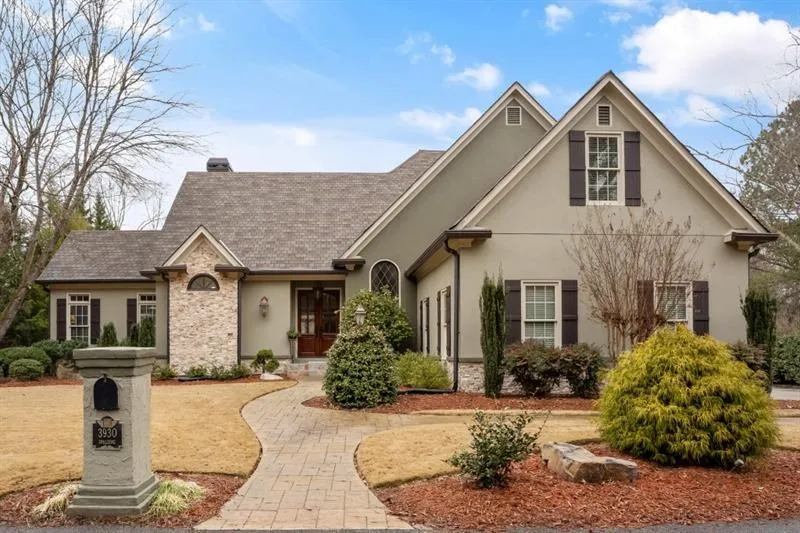 3930 Spalding Drive, Sandy Springs, Georgia 30350, 4 Bedrooms Bedrooms, ,3 BathroomsBathrooms,Residential,Sold,3930 Spalding Drive,6741261