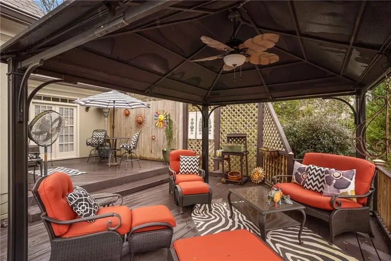 3930 Spalding Drive, Sandy Springs, Georgia 30350, 4 Bedrooms Bedrooms, ,3 BathroomsBathrooms,Residential,Sold,3930 Spalding Drive,6741261