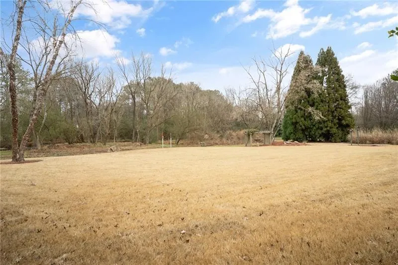 3930 Spalding Drive, Sandy Springs, Georgia 30350, 4 Bedrooms Bedrooms, ,3 BathroomsBathrooms,Residential,Sold,3930 Spalding Drive,6741261