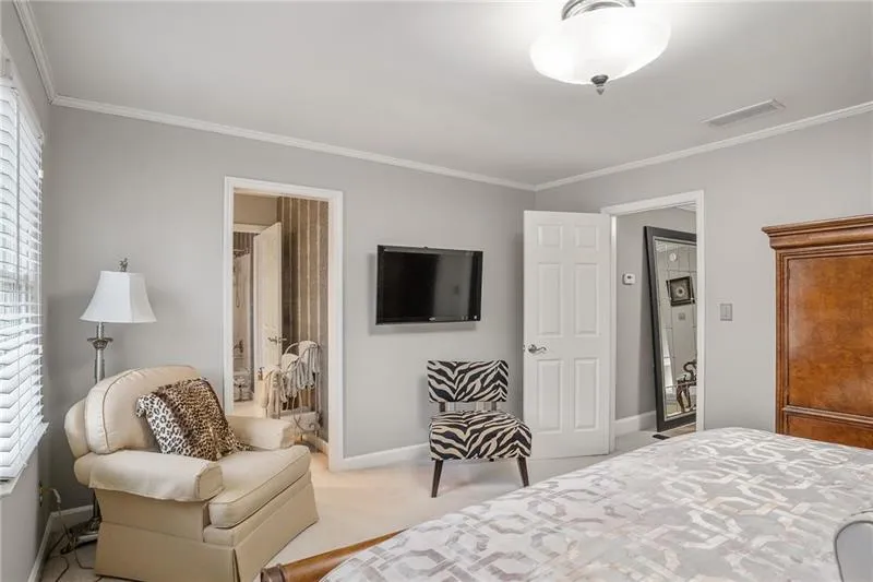 3930 Spalding Drive, Sandy Springs, Georgia 30350, 4 Bedrooms Bedrooms, ,3 BathroomsBathrooms,Residential,Sold,3930 Spalding Drive,6741261
