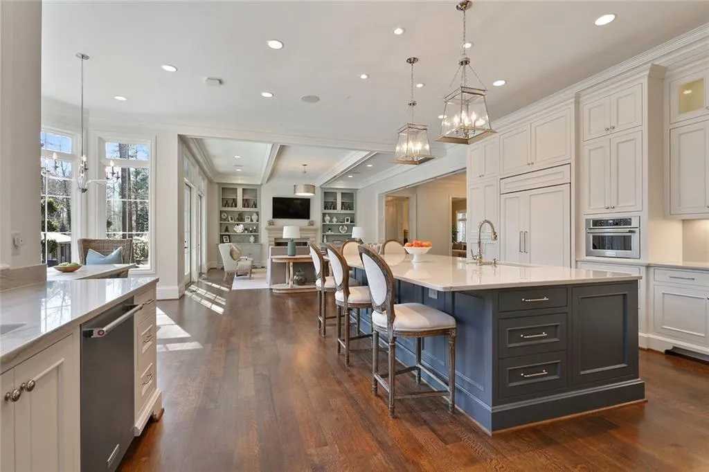 840 Crest Valley Drive, Atlanta, Georgia 30327, 6 Bedrooms Bedrooms, ,7 BathroomsBathrooms,Residential,Sold,840 Crest Valley Drive,6616433