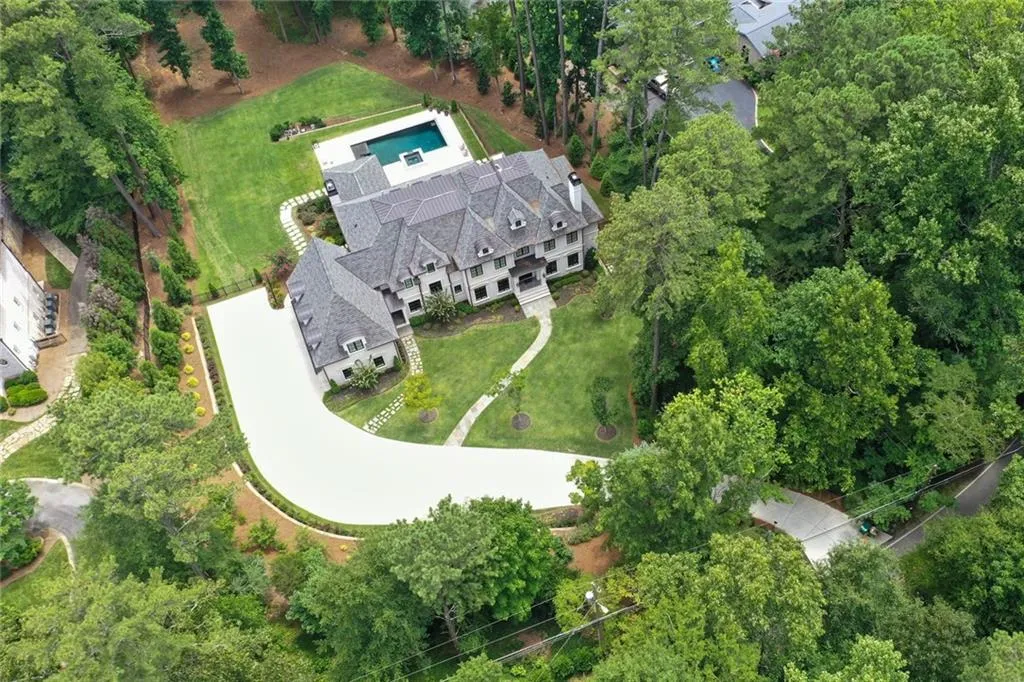840 Crest Valley Drive, Atlanta, Georgia 30327, 6 Bedrooms Bedrooms, ,7 BathroomsBathrooms,Residential,Sold,840 Crest Valley Drive,6616433