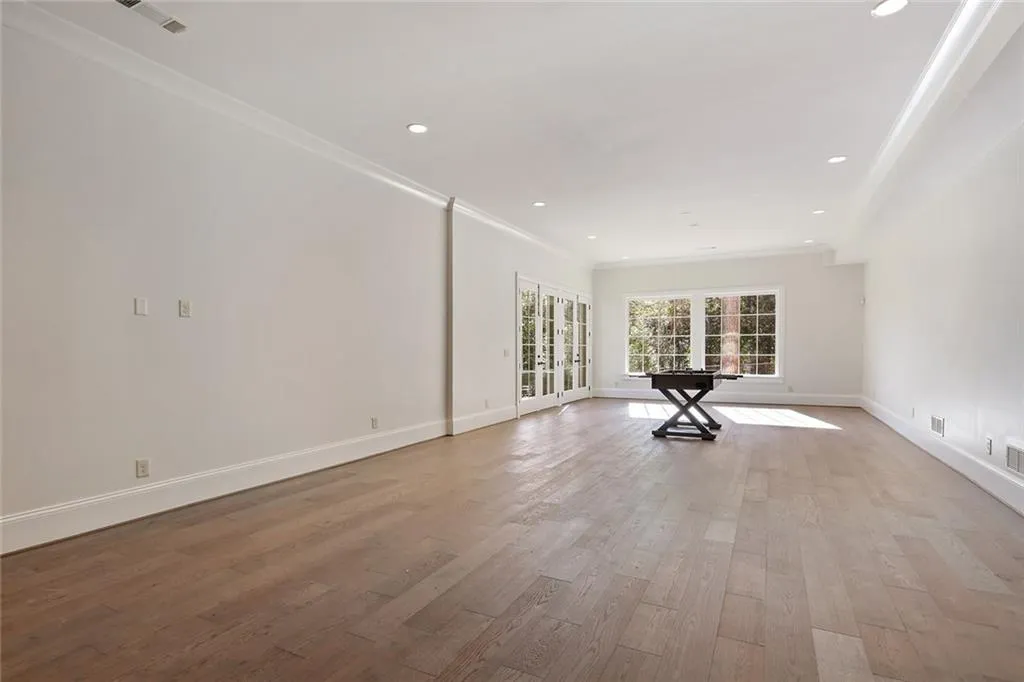 840 Crest Valley Drive, Atlanta, Georgia 30327, 6 Bedrooms Bedrooms, ,7 BathroomsBathrooms,Residential,Sold,840 Crest Valley Drive,6616433