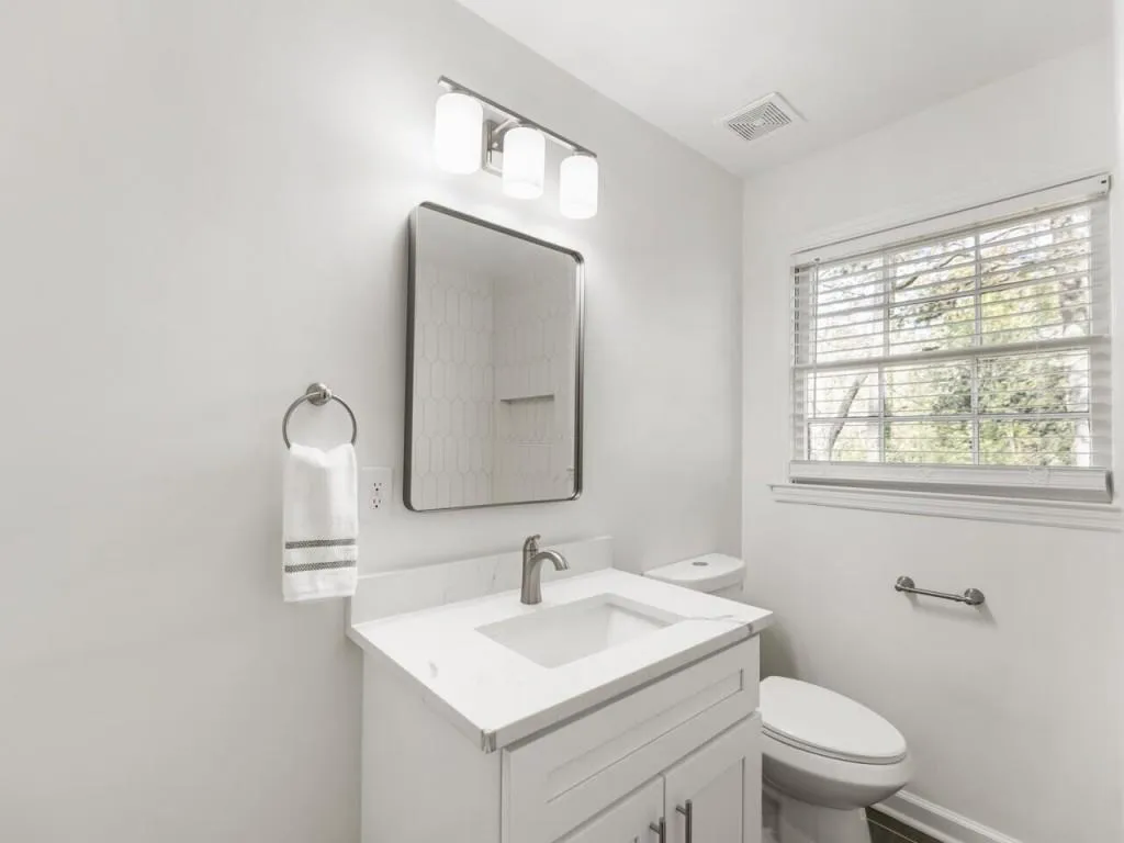 155 River Springs Drive, Sandy Springs, Georgia 30328, 4 Bedrooms Bedrooms, ,3 BathroomsBathrooms,Residential,Sold,155 River Springs Drive,7356430