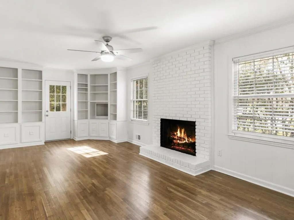155 River Springs Drive, Sandy Springs, Georgia 30328, 4 Bedrooms Bedrooms, ,3 BathroomsBathrooms,Residential,Sold,155 River Springs Drive,7356430