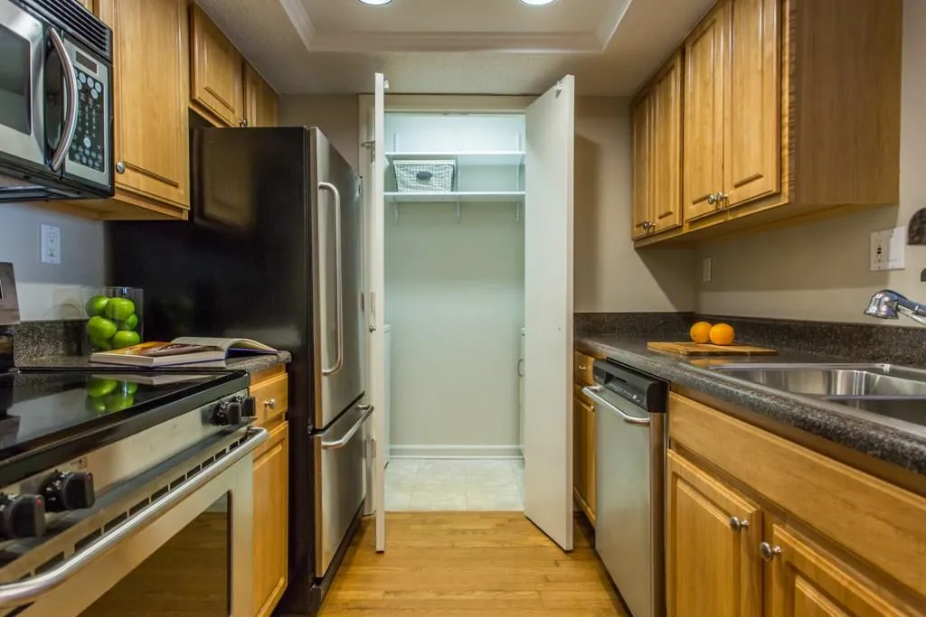 3071 Chastain Park Court Ne, Atlanta, Georgia 30342, 1 Bedroom Bedrooms, ,1 BathroomBathrooms,Residential,Sold,3071 Chastain Park Court Ne,5811976