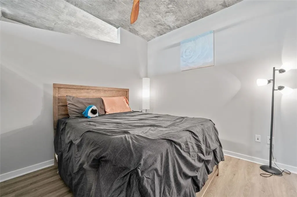 250 Pharr Road Ne Unit 1814, Atlanta, Georgia 30305, 1 Bedroom Bedrooms, ,1 BathroomBathrooms,Residential,For Sale,250 Pharr Road Ne Unit 1814,7586257