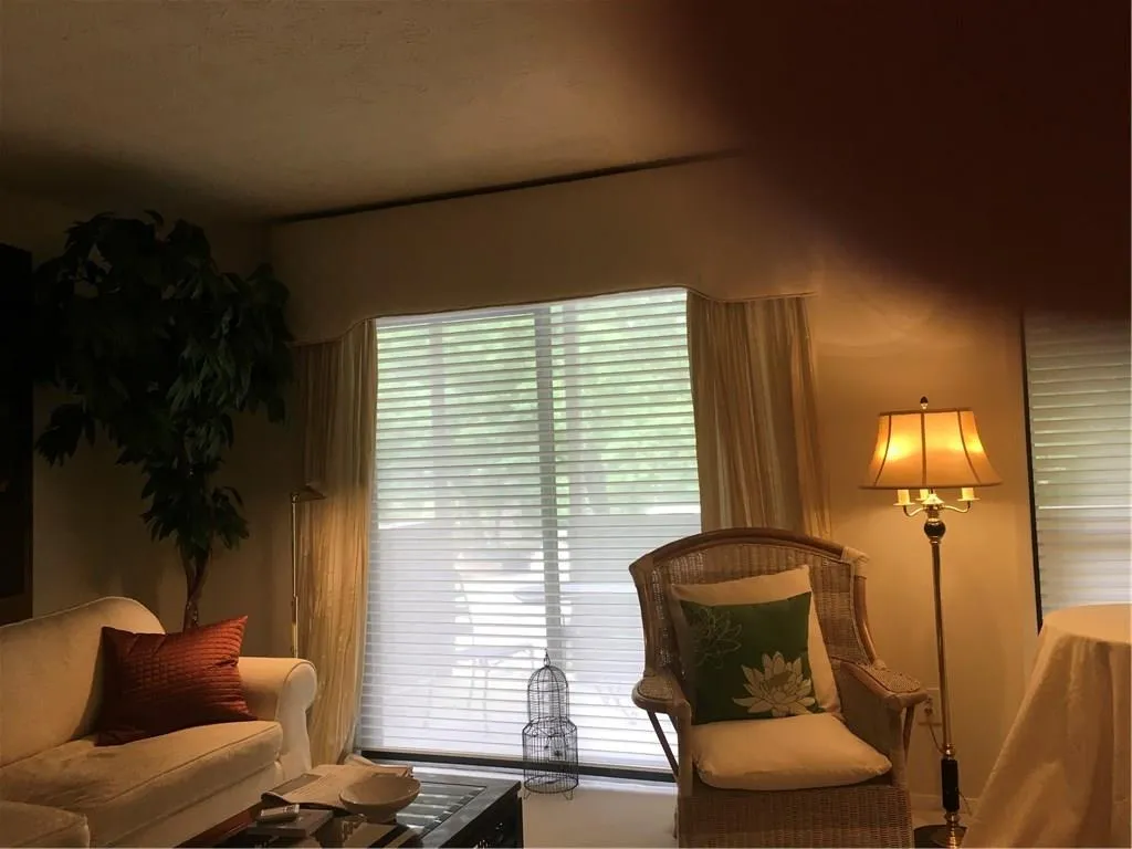 1402 Woodcliff Drive Unit 1402, Sandy Springs, Georgia 30350, 1 Bedroom Bedrooms, ,1 BathroomBathrooms,Residential,Sold,1402 Woodcliff Drive Unit 1402,5869385