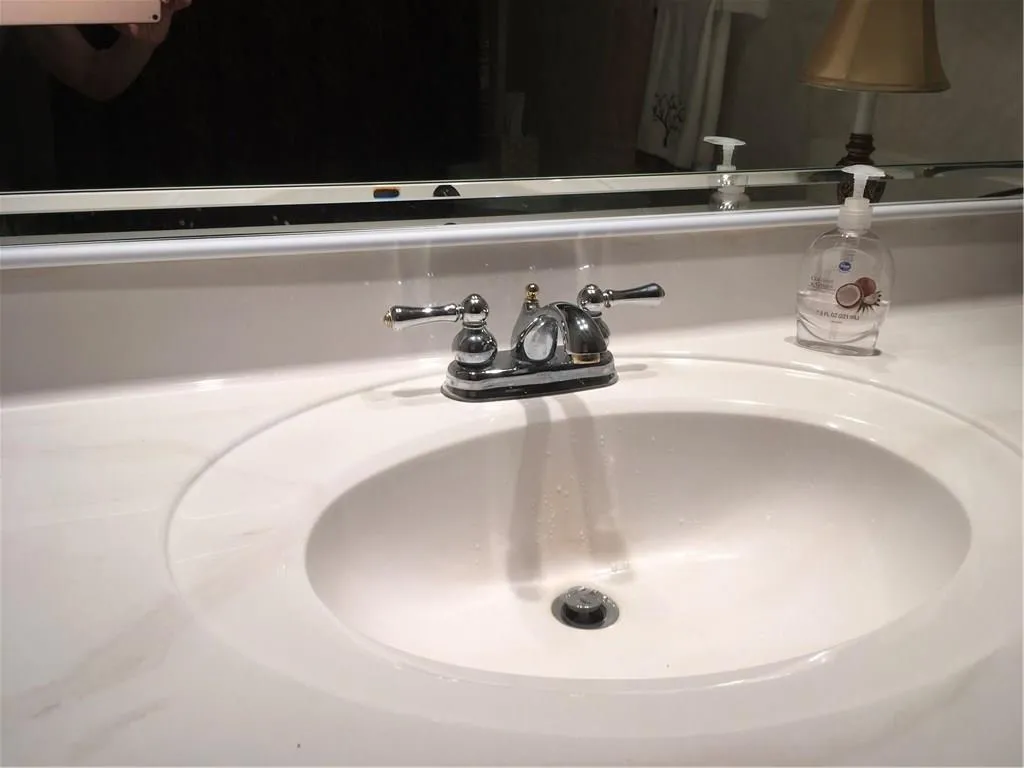 1402 Woodcliff Drive Unit 1402, Sandy Springs, Georgia 30350, 1 Bedroom Bedrooms, ,1 BathroomBathrooms,Residential,Sold,1402 Woodcliff Drive Unit 1402,5869385