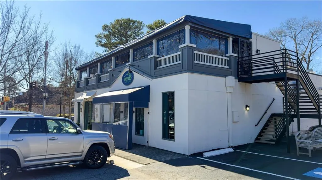 2387 Virginia Place Ne, Atlanta, Georgia 30305, 3 Bedrooms Bedrooms, 0 ,2 BathroomsBathrooms,Residential,For Sale,2387 Virginia Place Ne,7732880